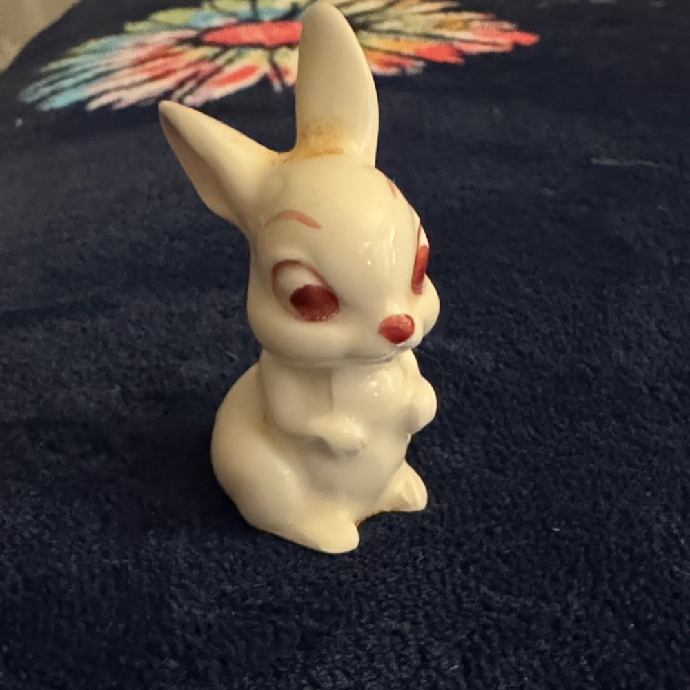 Vintage 1950's Ceramic White Bunny Figurine - Made in Japan - Picture 2 of 5